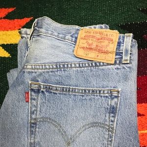 ✨ VINTAGE LIGHT WASH 501 JEANS ✨